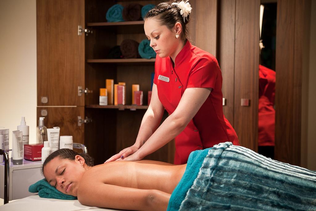 Abbey Hotel Golf & Spa Redditch Ngoại thất bức ảnh